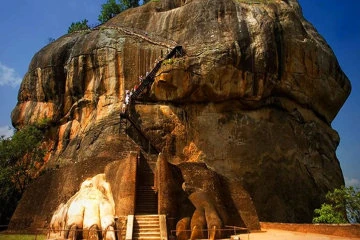 Lions Cave Sigiriya