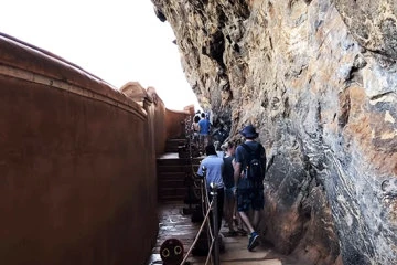 Mirrow Wall Sigiriya